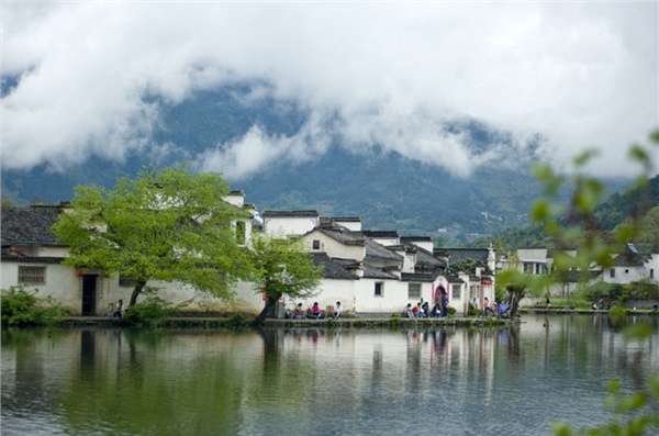 黃山、秀水千島湖、水墨宏村、西遞徽州古城高鐵純玩5日游