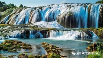 貴州黃果樹大瀑布、梵凈山、西江千戶苗寨、荔波大小七孔、鎮(zhèn)遠(yuǎn)古城遵義會(huì)議會(huì)址、息烽集中營(yíng)汽車七日游