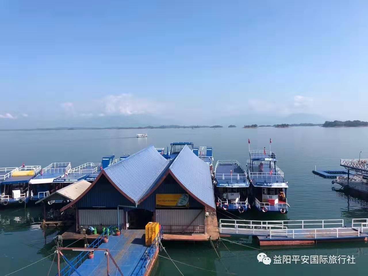 老撾?萬(wàn)象、萬(wàn)榮、瑯勃拉邦雙飛六日游
