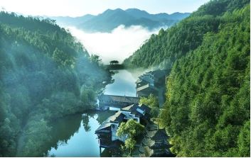 梅山文化園、青云洞、云臺山2日